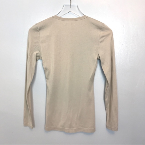 Banana Republic V-neck Long Sleeve T-Shirt Size XS - Picture 3 of 8